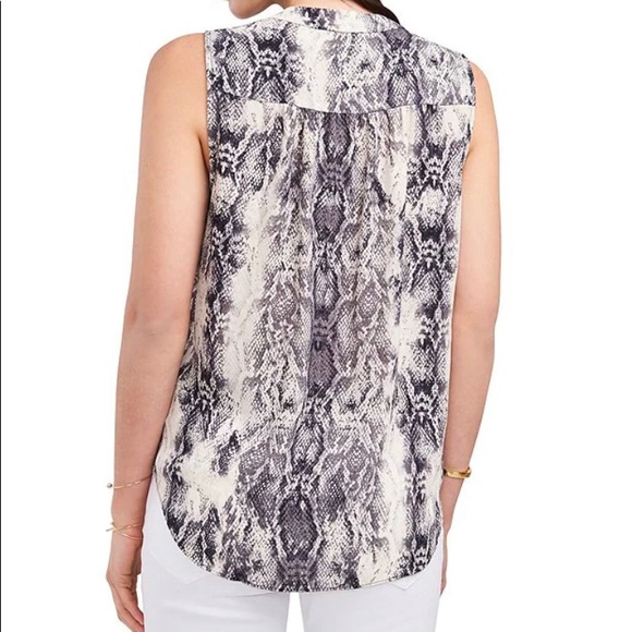 Vince Camuto Sleeveless V-Neck Demure Snake Print Top - Picture 3 of 3